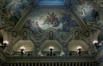 Plafond du hall de l'opéra Garnier à Paris