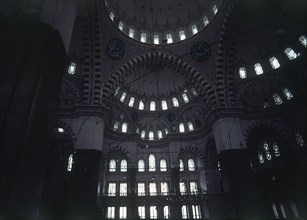 INTERIOR
ESTAMBUL, MEZQUITA AZUL O AHMED I
TURQUIA