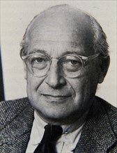 WALT W ROSTOW (1916-) ECONOMISTA USA

This image is not downloadable. Contact us for the high res