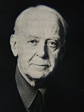 JOHN R HIKS (1904- ) ECONOMISTA INGLES