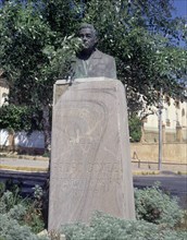 MONUMENTO A PEDRO GOMEZ-PINTOR DE EL CONQUERO (1888-1961)
HUELVA, EXTERIOR
HUELVA