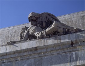 AVALOS JUAN DE 1911/-
PORTADA-CORNISA-LA PIEDAD
CUELGAMUROS, VALLE DE LOS CAIDOS
MADRID