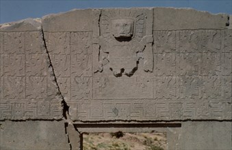 PUERTA DEL SOL - DETALLE
TIHUANACO, EXTERIOR
BOLIVIA

This image is not downloadable. Contact