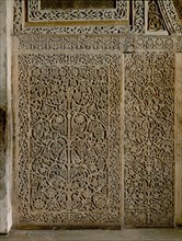 TABLERO DE MARMOL DEL FRENTE DEL MIHRAB-DECORACION HISPANOMUSULMANA
CORDOBA, MEZQUITA
CORDOBA