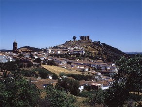 PANORAMICA DEL PUEBLO Y CASTILLO
CORTEGANA, EXTERIOR
HUELVA

This image is not downloadable.