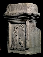 PEDESTAL DE ISIS PROCEDENTE DE GUADIX SIGLO II
SEVILLA, MUSEO ARQUEOLOGICO
SEVILLA

This image