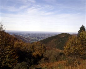 VISTA DE FRANCIA DESDE EL VALLE DE BAZTAN
BAZTAN VALLE, EXTERIOR
NAVARRA