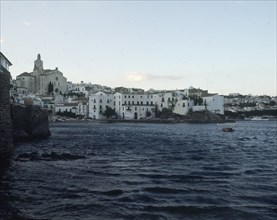 VISTA DEL PUEBLO CON LA BAHIA
CADAQUES, EXTERIOR
GERONA

This image is not downloadable.