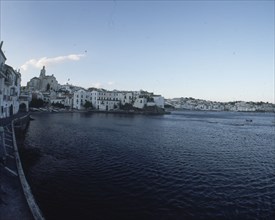 VISTA PARCIAL DEL PUEBLO Y BAHIA
CADAQUES, EXTERIOR
GERONA

This image is not downloadable.