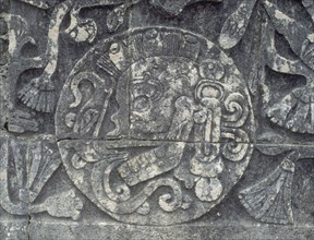 Relief d'un soubassement de terrain de jeu de pelote maya