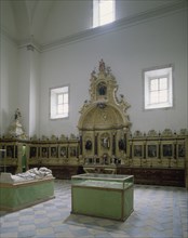 SACRISTIA-RETABLOS BARROCOS CON IMAGENES DEL S XVIII-
OÑA, MONASTERIO DE SAN