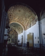 INTERIOR HACIA LA CABECERA-S XVII- CUPULA -
LLERENA, CONVENTO DE SANTA CLARA
BADAJOZ

This