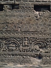 Détail de bas-reliefs du stûpa de Dhamek en Inde