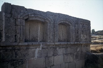 PUENTE DE JARAICEJO-S XV/XVII-DET CAPILLITAS CON RELIEVES
PROVINCIA, EXTERIOR
CACERES