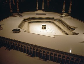 PABELLON ARABIA SAUDI-LA MECA-MAQUETA DE LA GRAN MEZQUITA-SANTUARIO DE LA KAABA
SEVILLA,