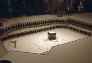 PABELLON ARABIA SAUDI-LA MECA-MAQUETA DE LA GRAN MEZQUITA-SANTUARIO DE LA KAABA
SEVILLA,