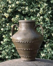 "ORZA" VASIJA PARA LA MANTECA - S XX ARTE POPULAR
MUELAS DEL PAN, COLECCION PARTICULAR
ZAMORA