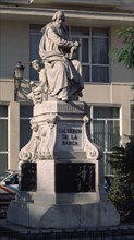 MONUMENTO A CALDERON DE LA BARCA-PLAZA DE STA ANA
MADRID, EXTERIOR
MADRID