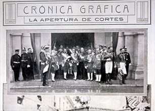 SESION REGIA EN SENADO 2/4/1914:COMISION RECIBE AL REY EN PTA SALON SESIONES
MADRID, BIBLIOTECA