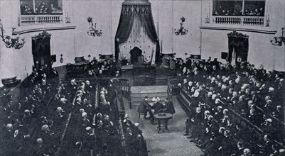 REUNION POLITICA EN EL SENADO 1910-FOTOGRAFIA DE BLANCO Y NEGRO
MADRID,