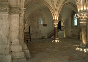 INTERIOR-VISTA DE LA NAVE-RECONSTRUIDA EN S XII POSTERIORMENTE SE UTILIZO COMO MEZQUITA
JERUSALEN,