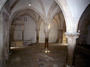 INTERIOR-VISTA DE LA NAVE-RECONSTRUIDA EN S XII POSTERIORMENTE SE UTILIZO COMO MEZQUITA
JERUSALEN,