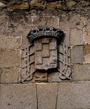 EXTERIOR-PUERTA DE ENTRADA-DET ESCUDO EN PIEDRA DE LA CASA DE ALBA
ABADIA, PALACIO DE