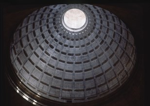 INTERIOR-BOVEDA CON LINTERNA
ALICANTE, COLEGIATA SAN NICOLAS BARI
ALICANTE