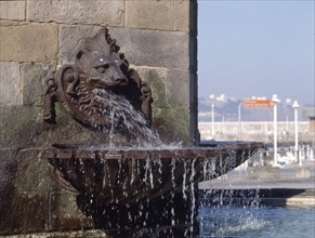 FUENTE CON FORMA DE CABEZA DE LEON
GIJON, EXTERIOR
ASTURIAS

This image is not downloadable.