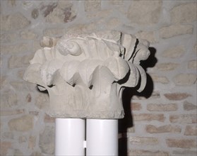 MUSEO - CAPITEL ROMANICO CON DECORACION VEGETAL- S XII
BOTAYA, MONANSTERIO DE SAN JUAN DE LA