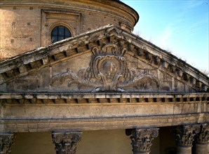 DREVETON BALTASAR
FRONTON CON EL ESCUDO DEL OBISPO PACHECO - 1761-1788- ARQUITECTURA