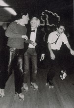 Andy Warhol en patins à roulettes