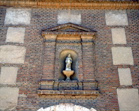 EXTERIOR- HORNACINA CON LA IMAGEN DE SANTA LUCIA - S XVII
ALCALA DE HENARES, ERMITA DE SANTA