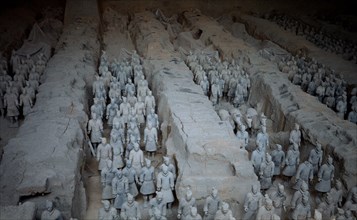 ESCULTURA-EJERCITO DE TERRACOTA-S III AC-DINASTIA QUIN
XIAN, MAUSOLEO QIN SHI HUANG
CHINA

This