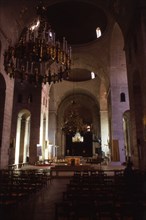 Vue intérieure de la Cathédrale Saint-Front