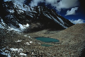 Le mont Kailash, lieu sacré de pèlerinage au Tibet