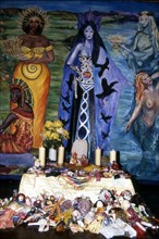 Goddess altar with doll images, Glastonbury (Great Britain), 2000
