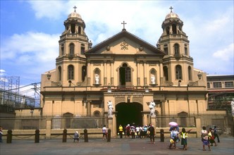 Eglise de Quiapo, à Manille