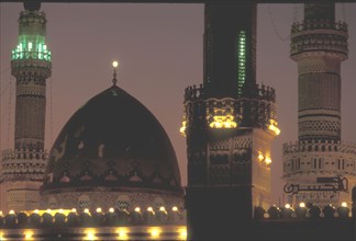 Kuwait Mosque lit up for Eid el Fitr festival