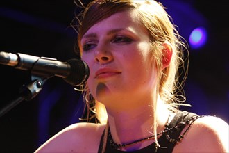 Elodie Frégé, 2008