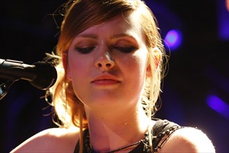 Elodie Frégé, 2008