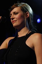 Elodie Frégé, 2008