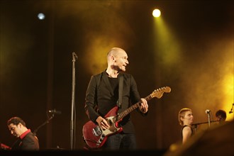 Gaetan Roussel au festival Muzik'Elles de Meaux 2010