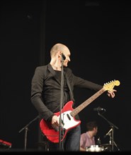 Gaetan Roussel au festival Muzik'Elles de Meaux 2010