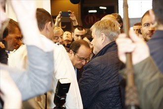 François Hollande au Salon du livre de Paris 2015
