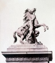 Baldus, Paris, Chevaux de Marly, gauche