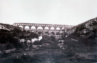 Baldus, Nîmes, Le pont du Gard