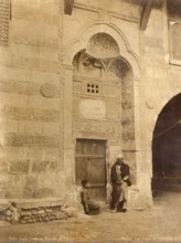 Porte d'une maison arabe au Caire (Egypte)