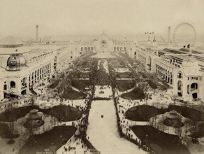 Paris. 1900 World Exhibition. The official procession on the opening day.