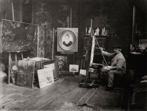 Georges de Dramard dans son atelier
